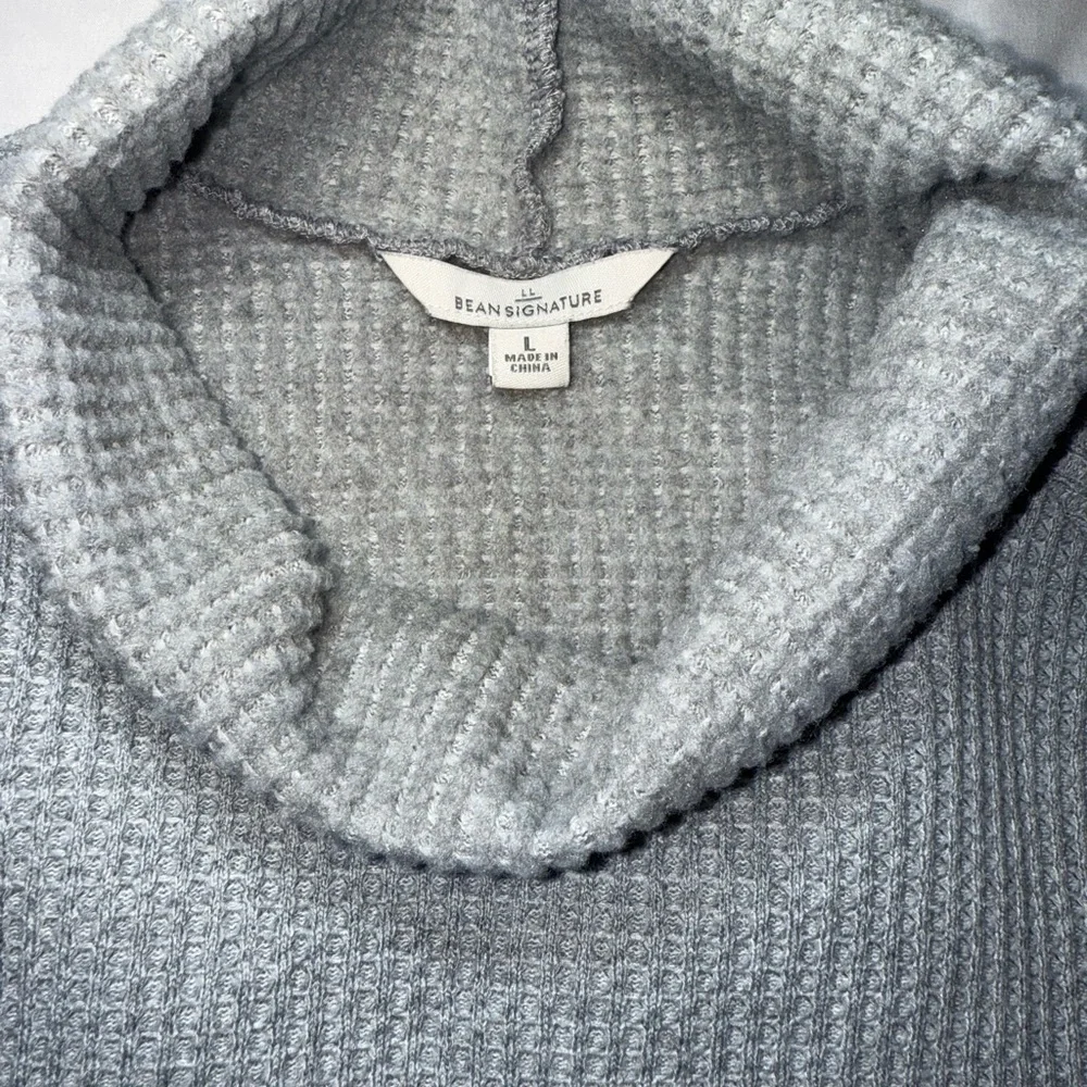 L.L. Bean waffle mock pullover sweater - Picture 5 of 8